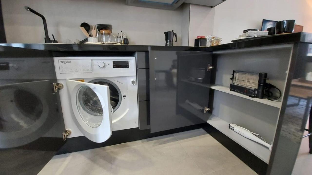 Love Rent4 Malaga Love المظهر الخارجي الصورة